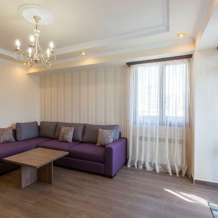 Umba Apartment N3 - Balcony And Mount Ararat View Jerevan Eksteriør billede