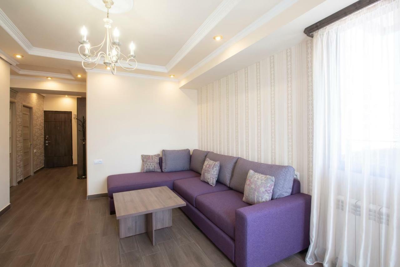 Umba Apartment N3 - Balcony And Mount Ararat View Jerevan Eksteriør billede