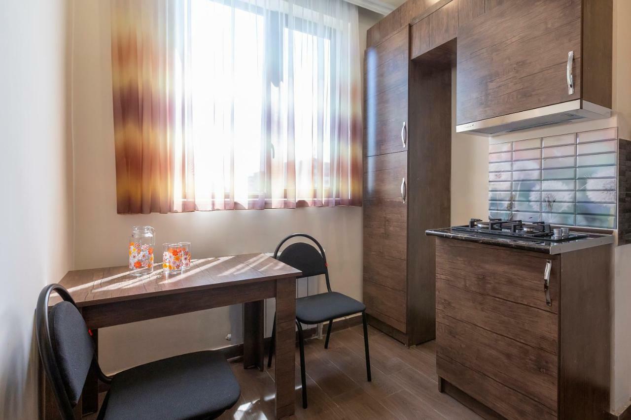 Umba Apartment N3 - Balcony And Mount Ararat View Jerevan Eksteriør billede